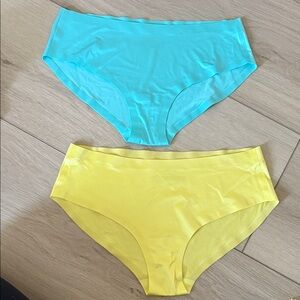 Victoria’s Secret Hip-hugger Colorful Bottoms Set